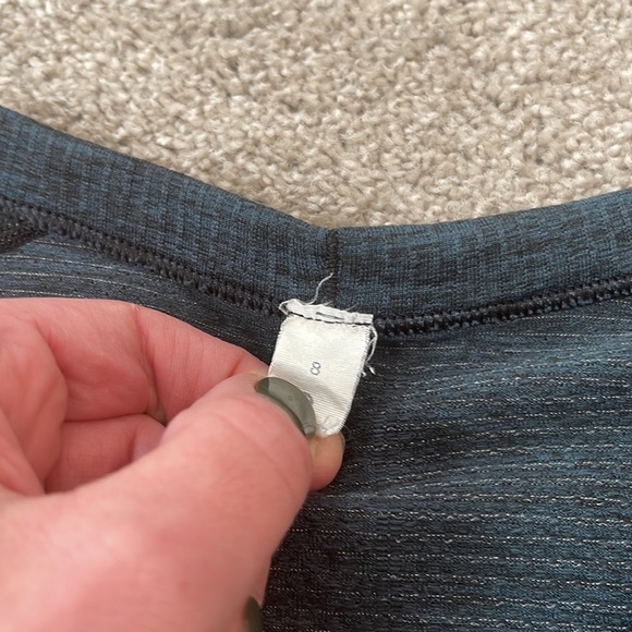 Lululemon Swiftly long sleeve - Picture 2 of 2